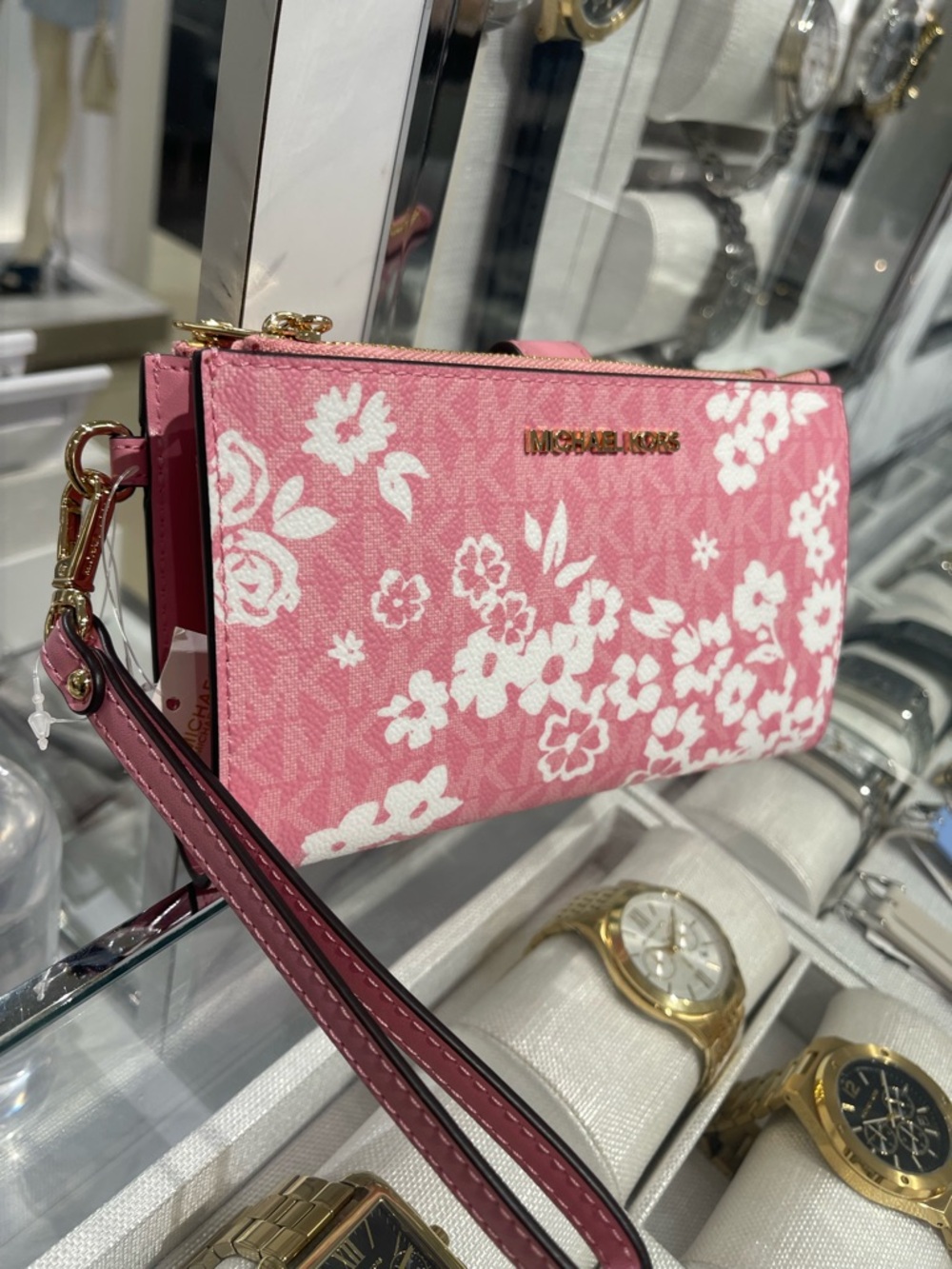 MICHAEL KORS JST Lg Double Zip Printed Signature Logo Wristlet Wallet
Carnation - Picture 11 of 16
